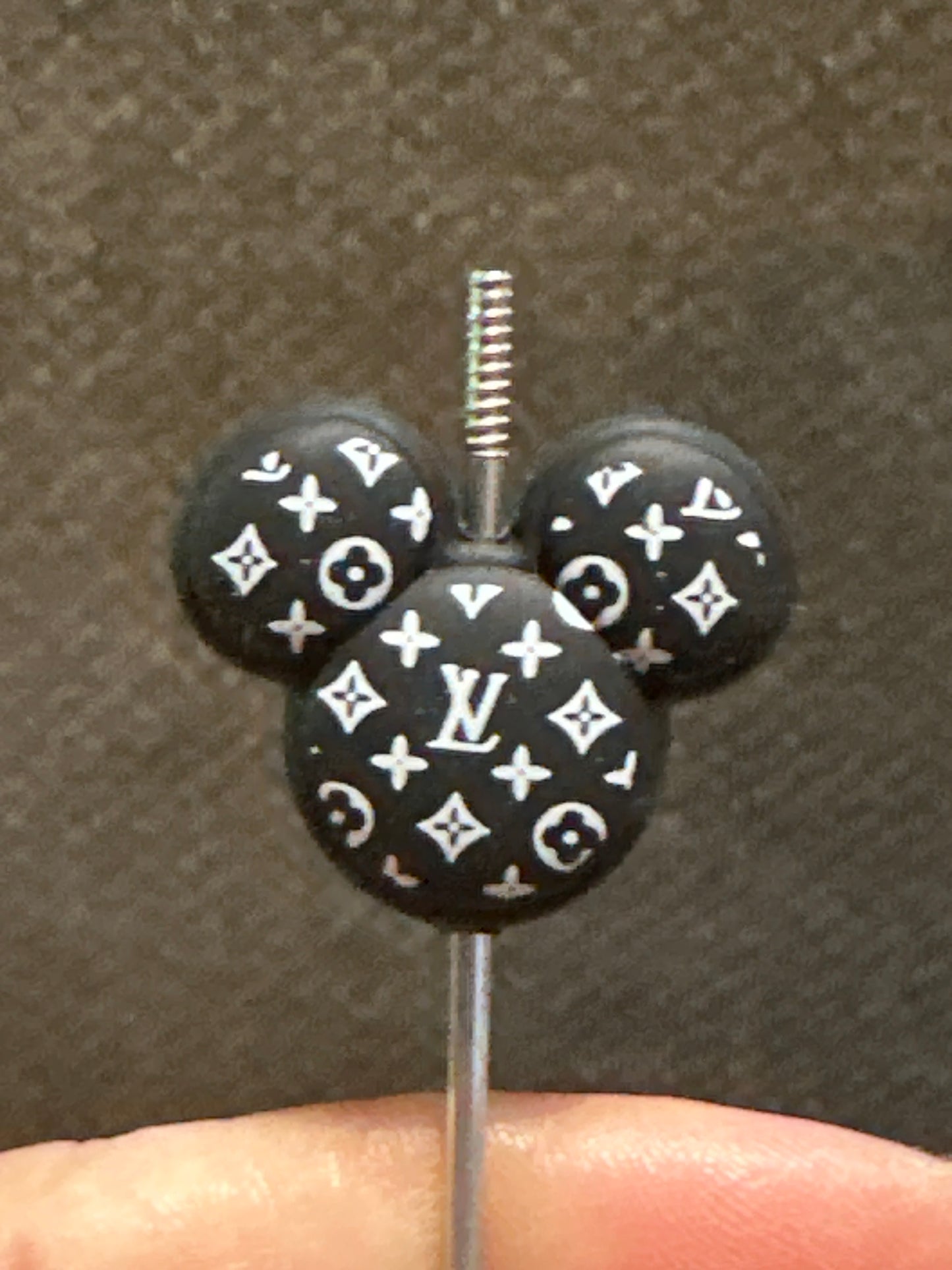 3D135