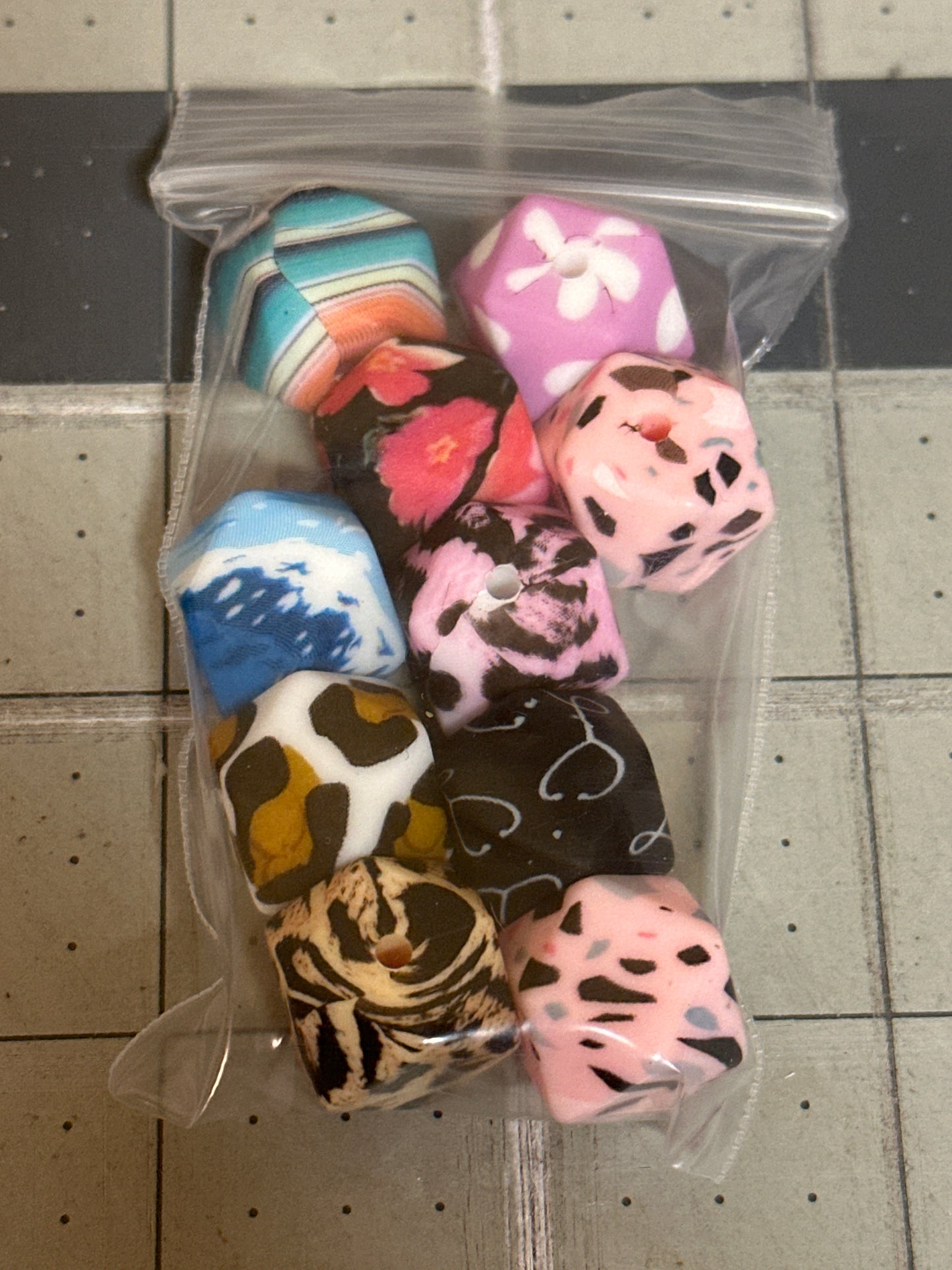 Printed hexagons 10 pieces