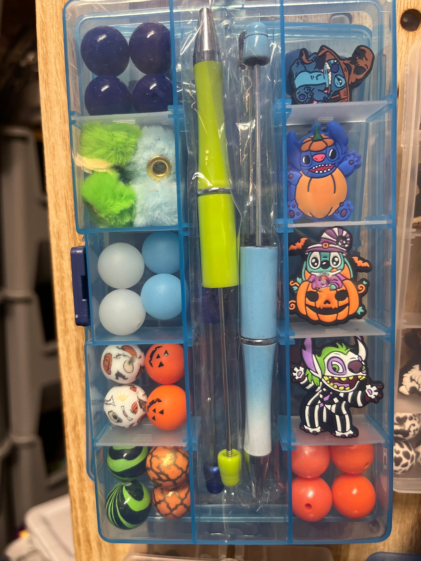 Halloween alien pen kit