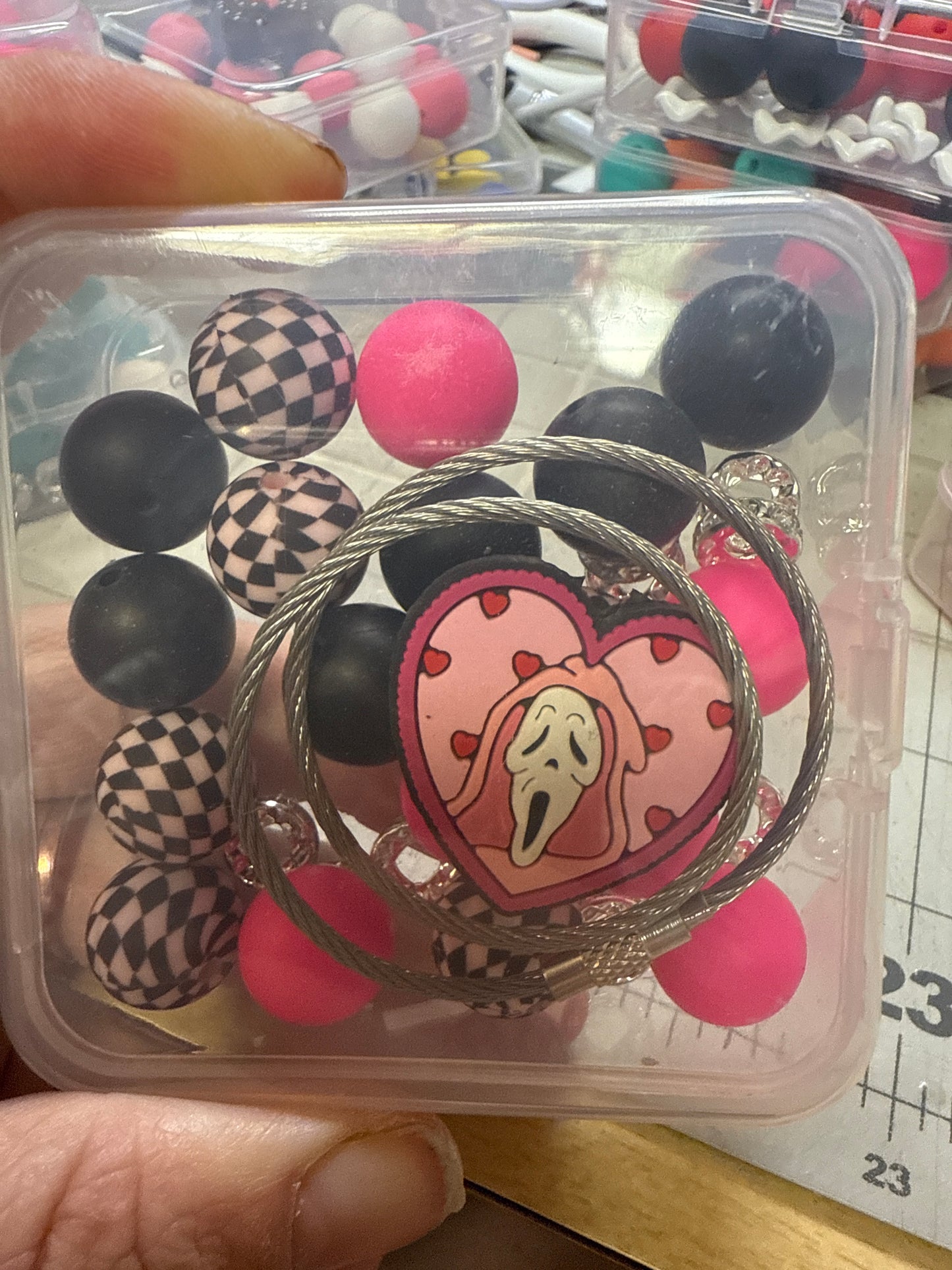 Ghost wristlet kit