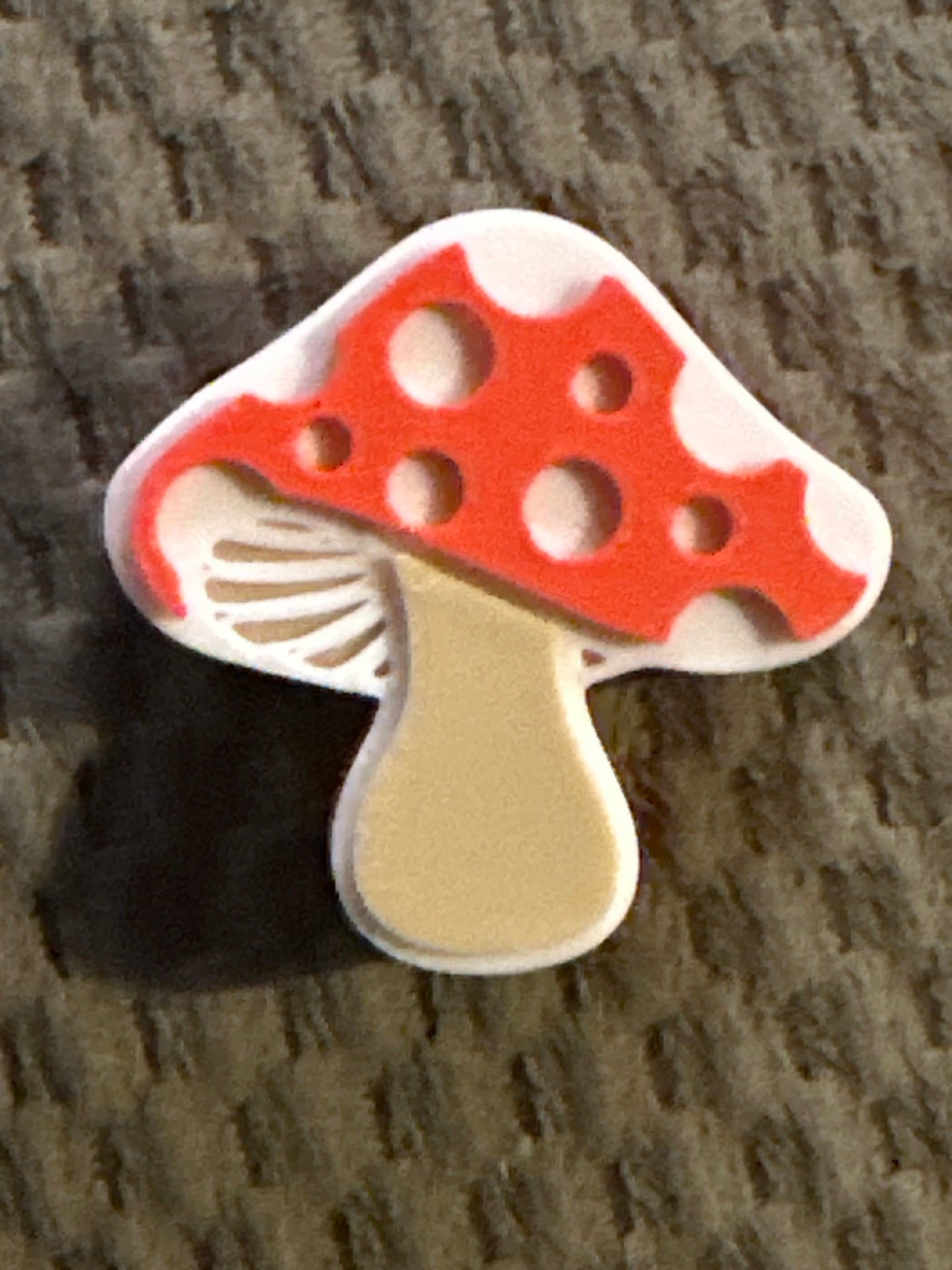 Mushroom straw topper