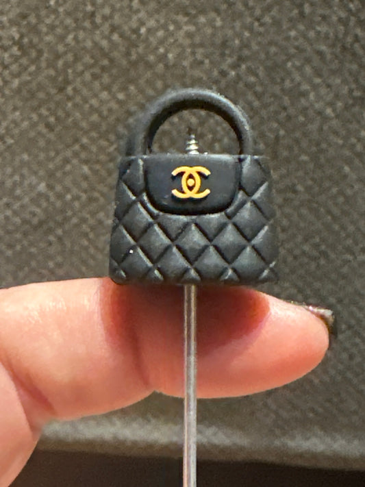 3D051